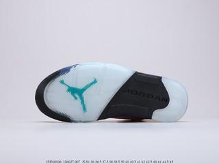 乔丹5代新品 Air Jordan 5 “Fresh Prince” 货号：136027 007