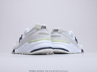 New Balance 新百伦高端美产复古休闲跑步鞋，货号： ML999JOL