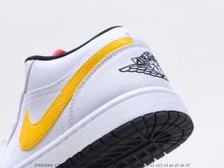 Air Jordan 1 Low AJ1 乔1低帮休闲板鞋，货号：CW7009-100