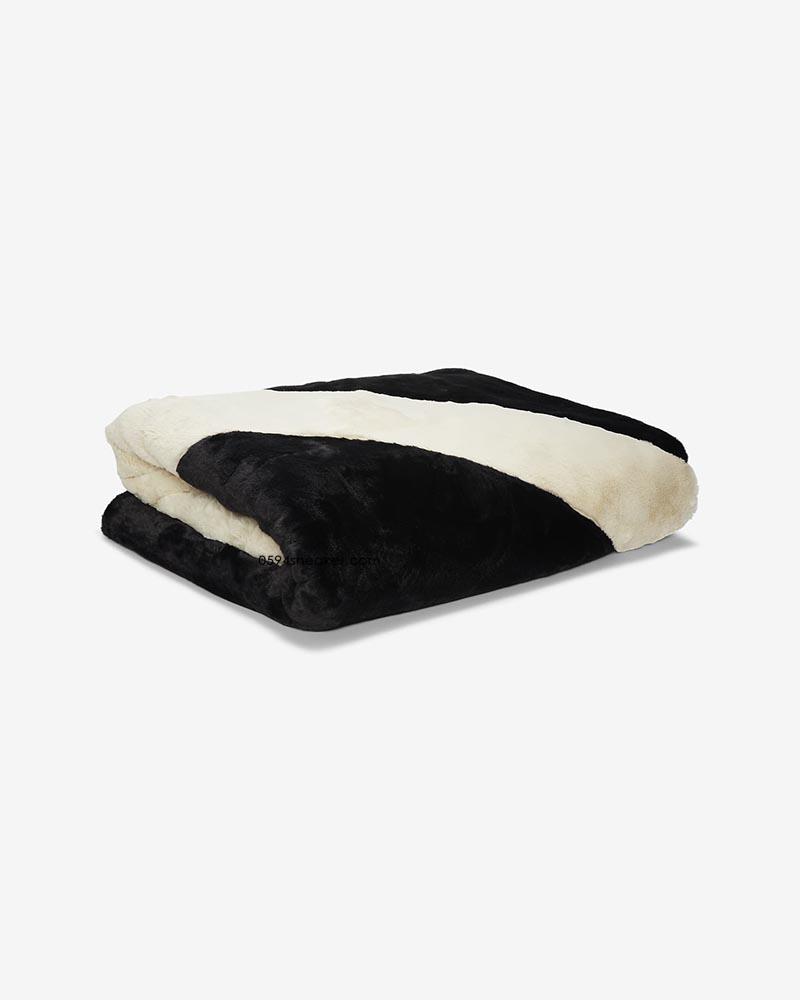 Nike Sportswear 女子夹克：CU6559-010、毛毯Plush：CZ4549-010