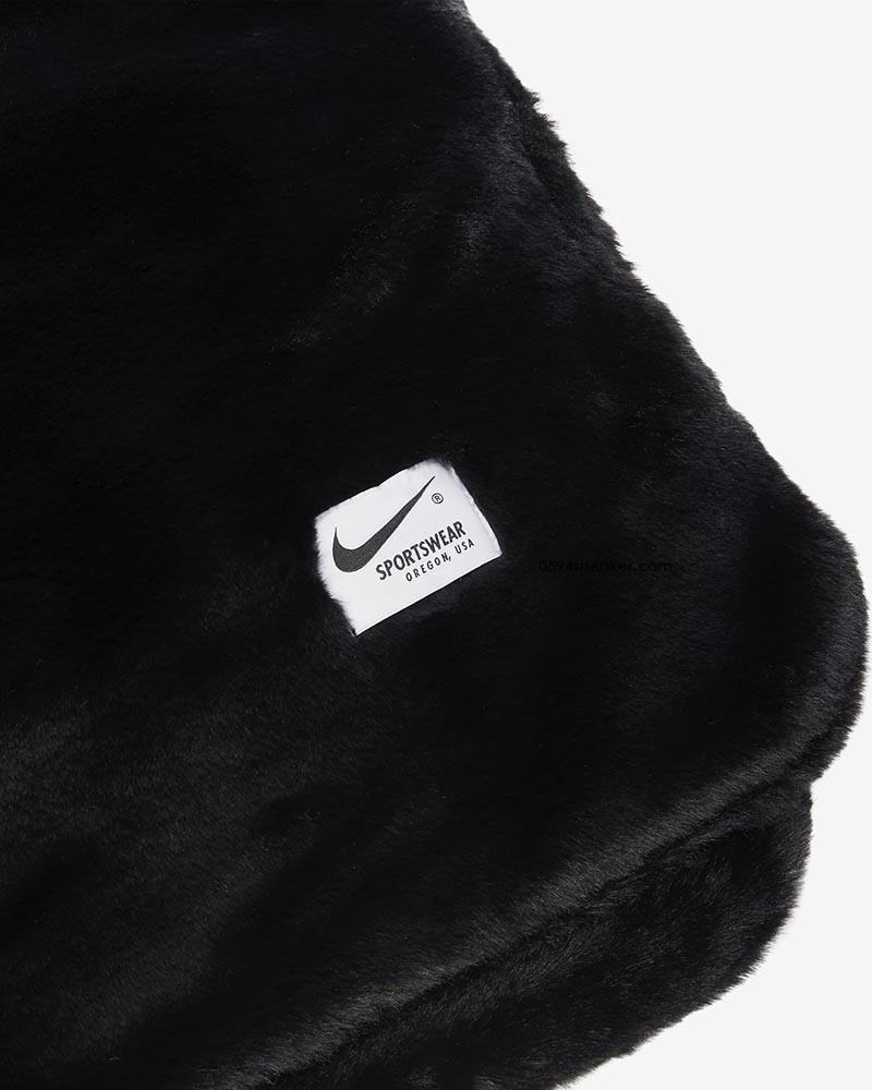 Nike Sportswear 女子夹克：CU6559-010、毛毯Plush：CZ4549-010