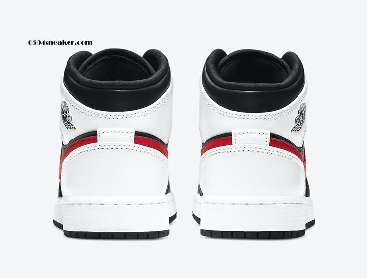 红色 Swoosh 黑白配色 AJ1 新品 Air Jordan 1 Mid GS 货号：554725-075