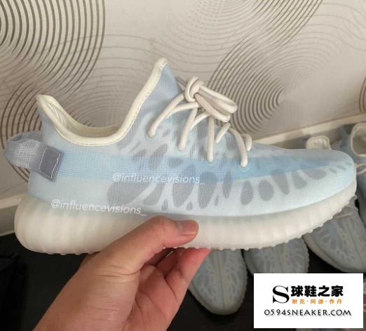 adidas yeezy 350 洞洞鞋脚感怎么样