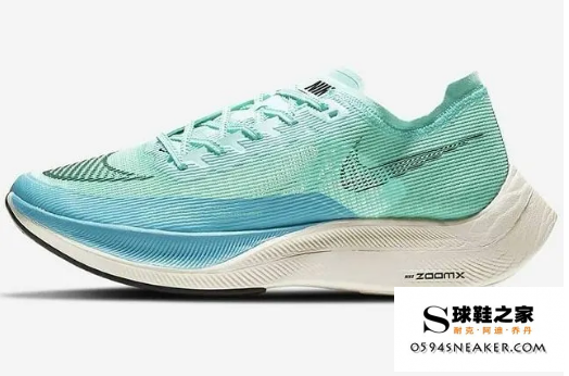 Nike Vaporfly NEXT%2 代开箱测评，二代和一代有什么区别？