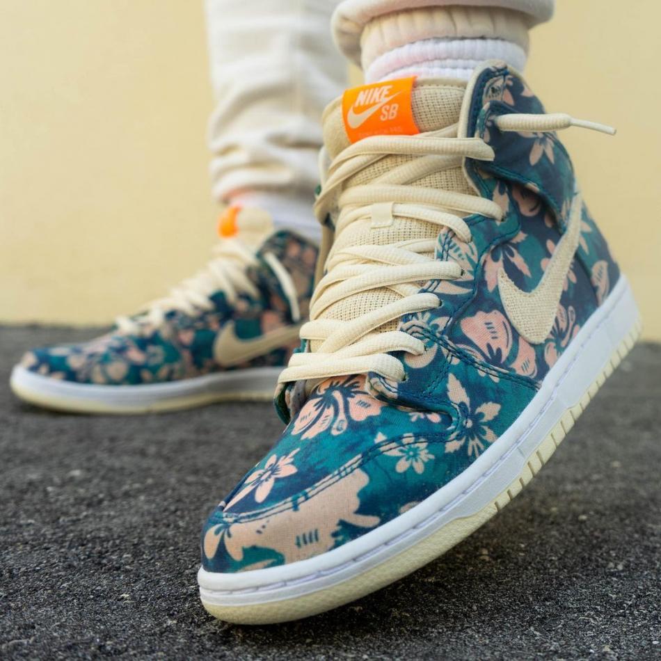 夏威夷 Nike SB Dunk High “Hawaii” 货号：CZ2232-300