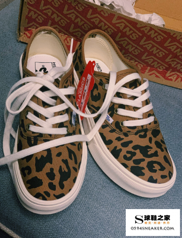 Where are all the vans domestic foundries located?Are the goods from vans foundries authentic?