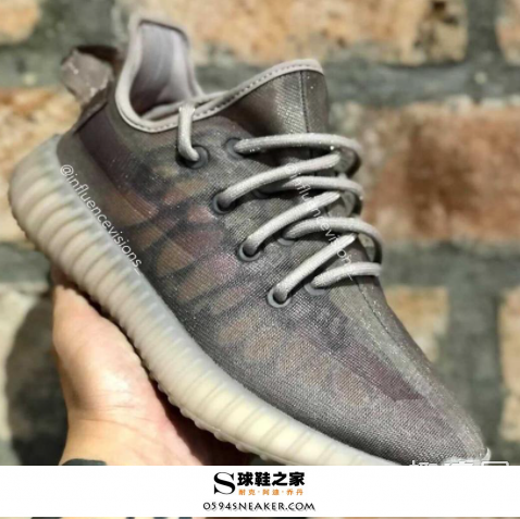 阿迪达斯 Yeezy 350 三款全新配色椰子鞋发售，来看看你最喜欢哪一款