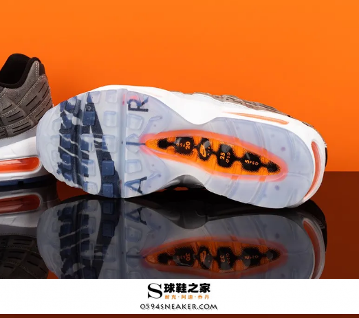 Kim Jones x Nike Air Max 95 “Total Orange”开箱测评:上脚尺码怎么选? Kim Jones x Nike Air Max 95 “Total Orange”开箱测评:上脚尺码怎么选?