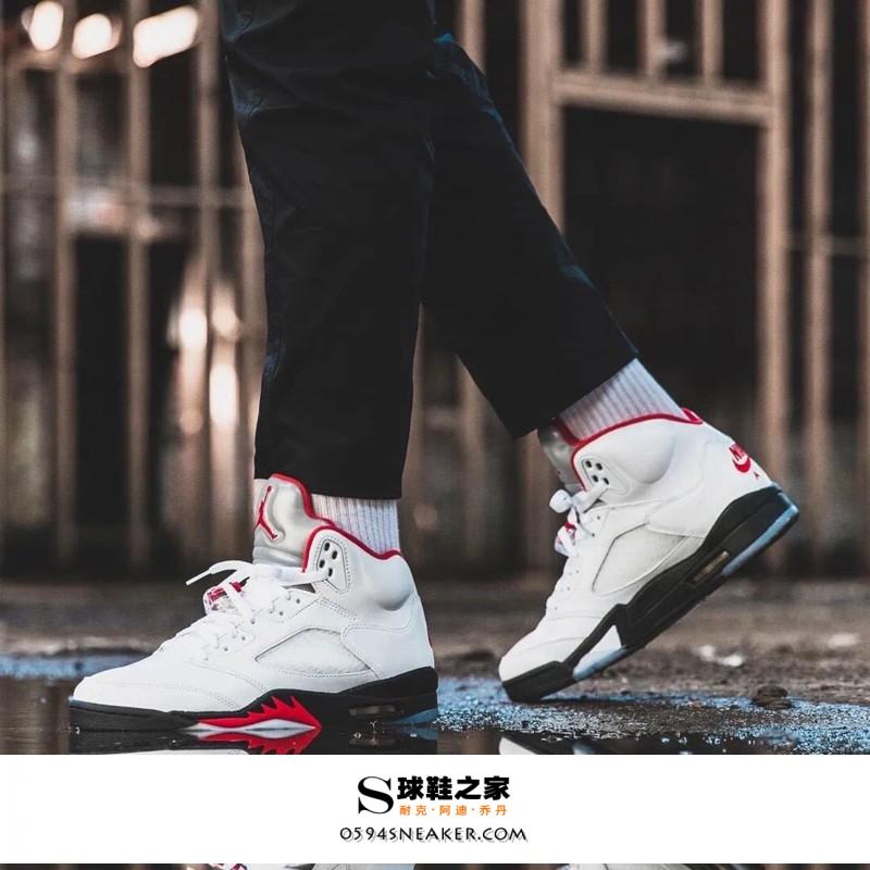 In addition to the $10,000 Chicago, these AJ's are taking off with them as well