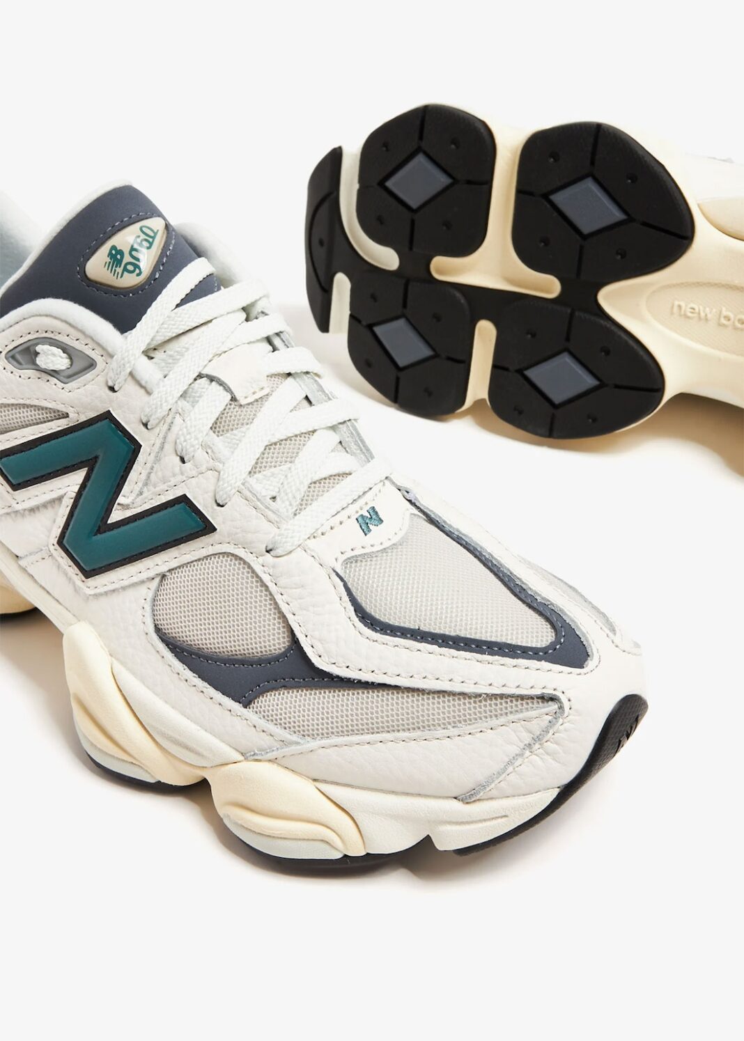 New Balance 9060 “New Spruce” 货号：U9060ESD